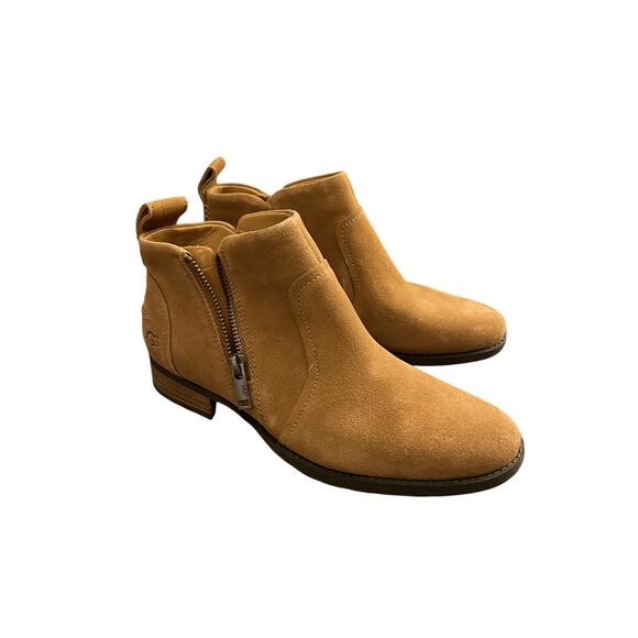 UGG Aureo II Booties Womens 6.5 BrownSuede Waterproof Ankle Boots 1103725- NWOB - Picture 1 of 7